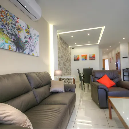 Apartamento With Sea Views